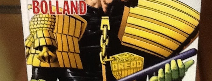 Third Coast Comics is one of Lugares favoritos de Adrienne.