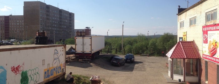 Заполярный is one of Города Мурманской области.
