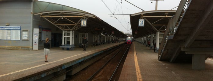 Ж/д станция «Лосиноостровская» is one of Вокзалы и Станции Москвы.
