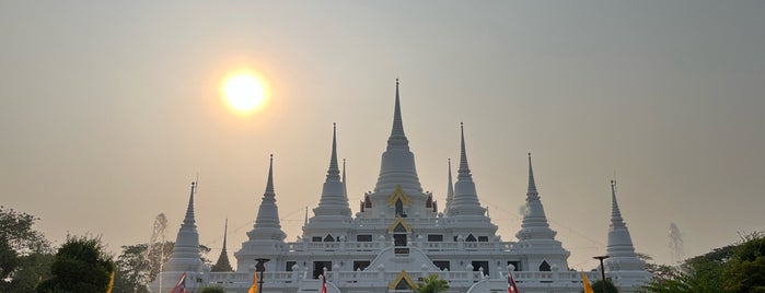 พระธุตังคเจดีย์ is one of My Temple Trip.