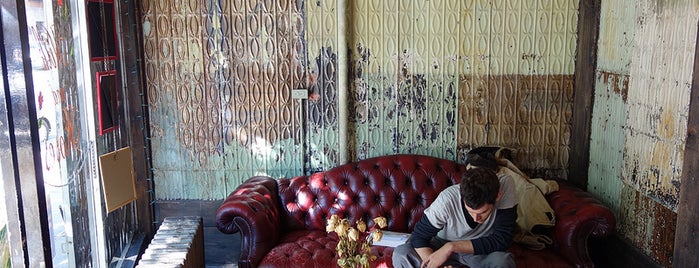 NYC: Coziest Cafes for Studying, Reading, Chatting