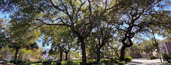 Greene Square is one of Savannah, GA.