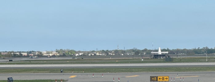 JFK Runways is one of New York City to-do list.