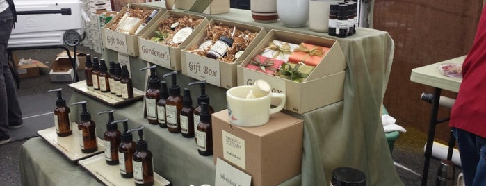 Brown Butterfly Aromatherapy @ Ballard Farmers Market is one of Kipさんのお気に入りスポット.