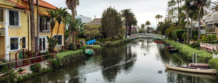 Venice Canals is one of Tempat yang Disukai Kirill.