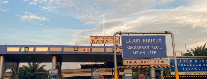 Gerbang Tol Kamal 3 is one of Toll Gates Rest Area.