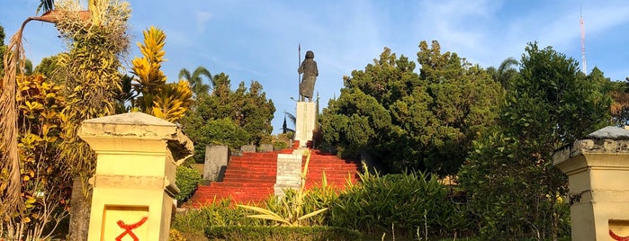 Monumen Christina M. Tiahahu is one of Ambon.