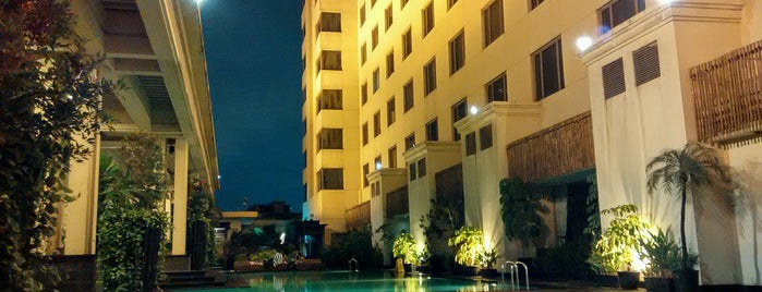 Le Grandeur Swimming Pool is one of Swimmies Badge in Jakarta.