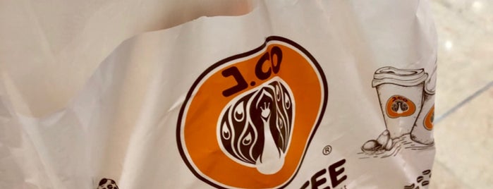 J.CO Donuts & Coffee is one of FAVOURITE SPOT.