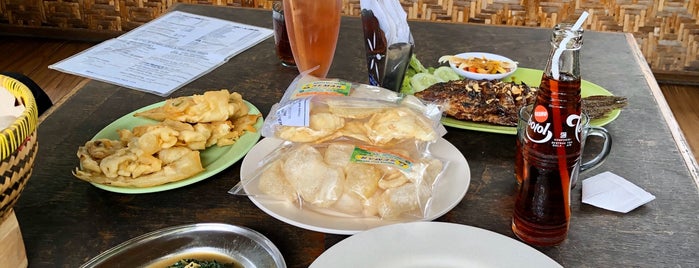 Saung Syuro is one of Favorite Food.