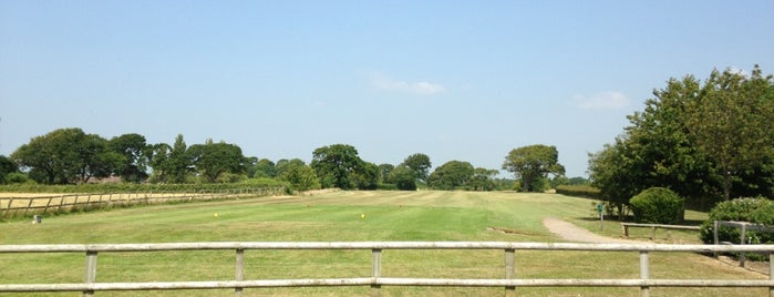 Tournerbury Golf Center, Hayling is one of María’s Liked Places.