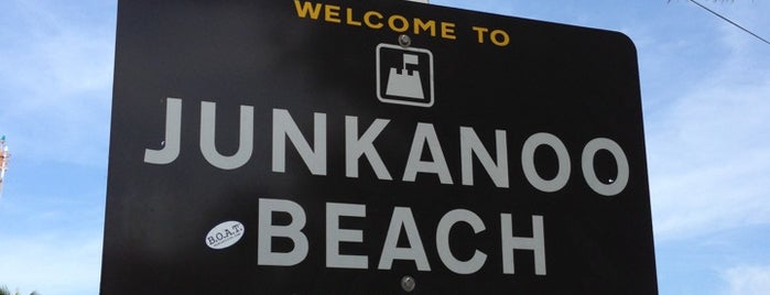 Junkanoo Beach is one of Guide.