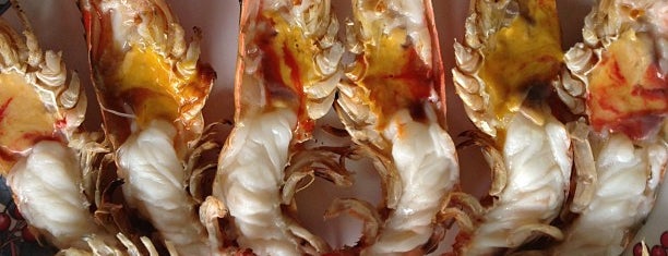 Ruai Kung Phao is one of กุ้งเผา อยุธยา (Grilled Giant River Prawn).