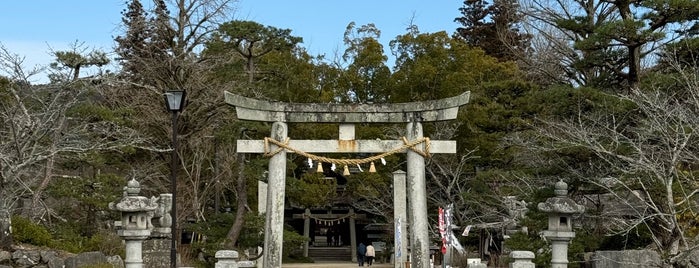 吉香神社 is one of 山口に行ったらココに行く！Vol.1.
