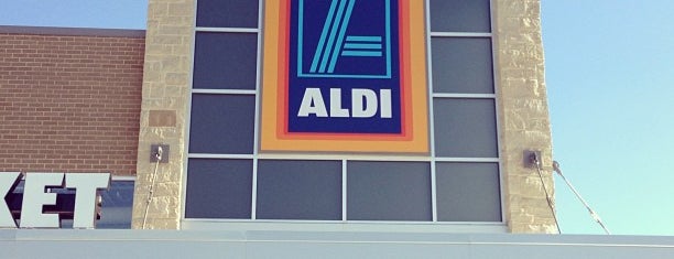 ALDI is one of Montyさんのお気に入りスポット.