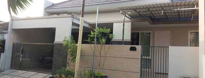 Mr. Wuryanano's Residence is one of Rumah Singgah Entrepreneur.