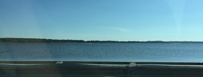 Lake Cadillac is one of Michigan.