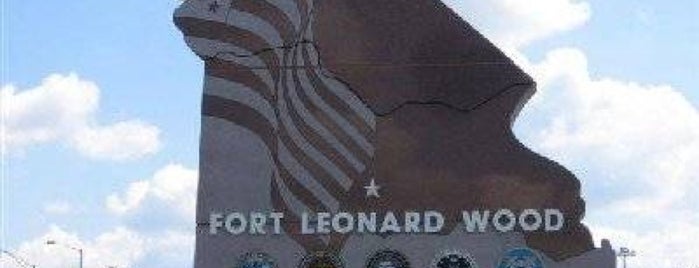 Fort Leonard Wood is one of Tempat yang Disukai Whitni.