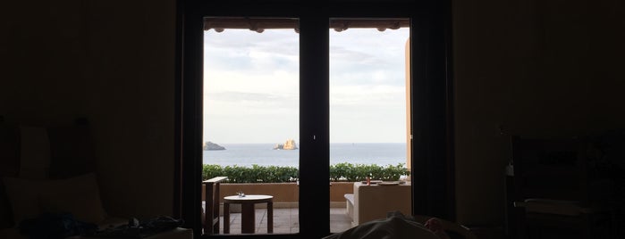Capella Ixtapa is one of WORLDS BEST HOTELS..