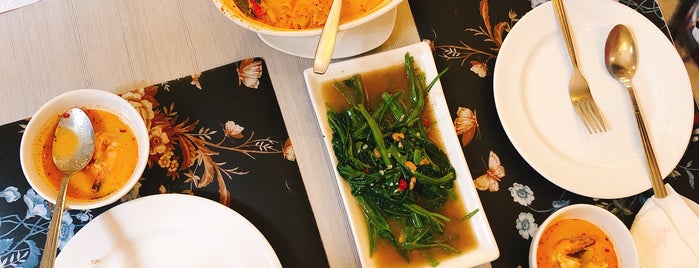 เฟื่องนรา is one of Thailand - Eats.