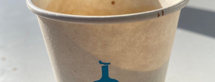 Blue Bottle Coffee is one of Lugares favoritos de Al.
