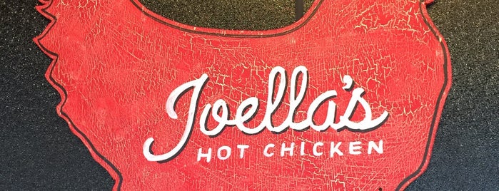 Joella's Hot Chicken is one of Lugares favoritos de Brittany.