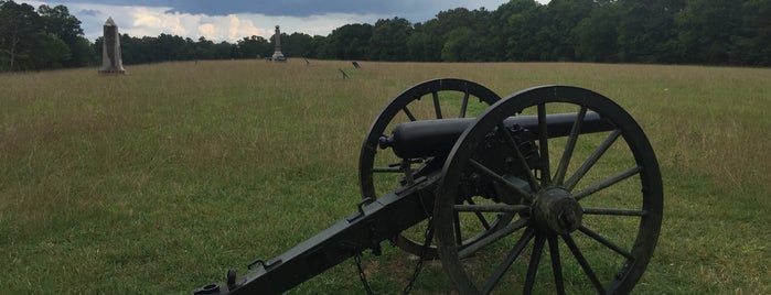 Chickamauga and Chattanooga National Military Park is one of Chattanooga.