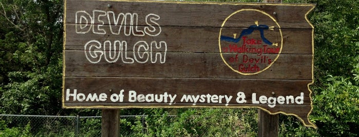 Devil's Gulch Park is one of Sioux Falls.