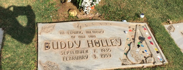 Buddy Holly gravesite is one of Lubbock.