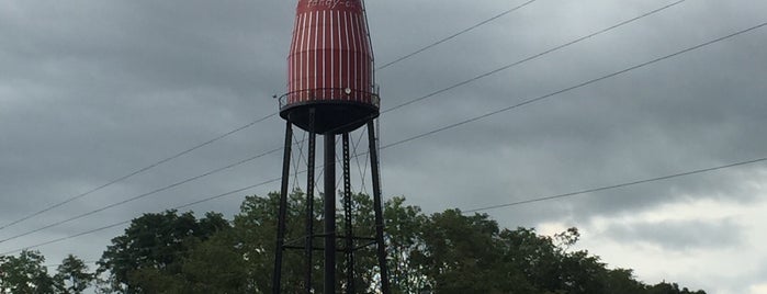 World's Largest Catsup Bottle is one of Route 66 Roadtrip.