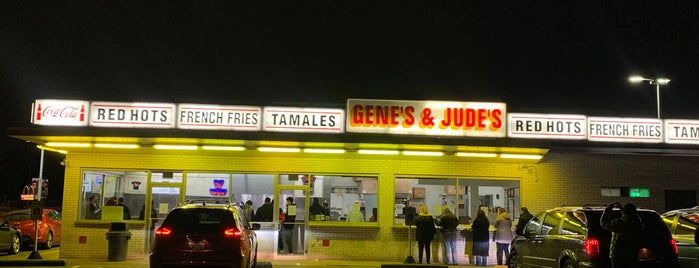 Gene's & Jude's is one of Hot Dawg !!.