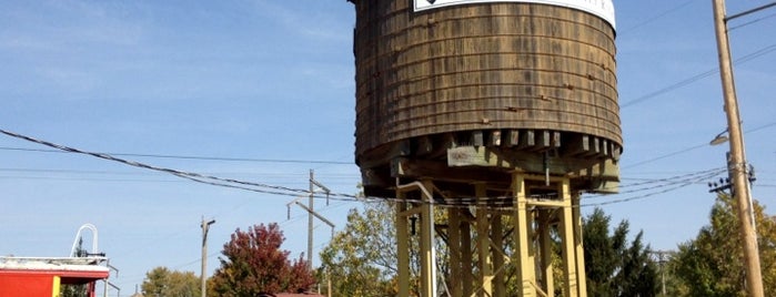 Boone & Scenic Valley Railroad is one of A : понравившиеся места.