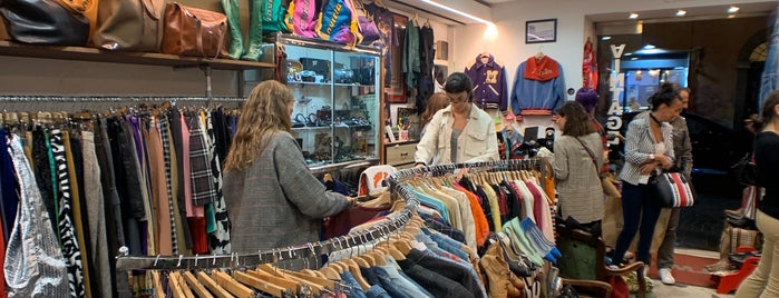 Twice Vintage Shop is one of Roma To Do.