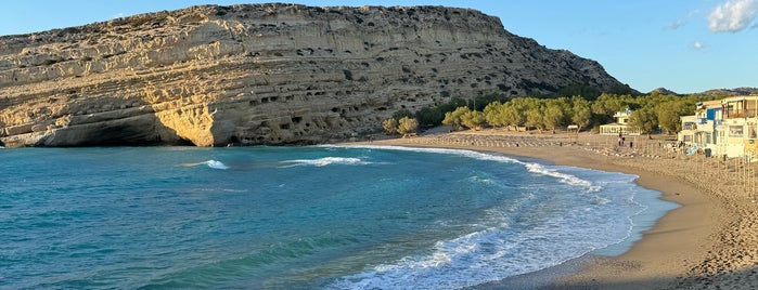 Matala Beach is one of Mikonos-Santorini-Girit.