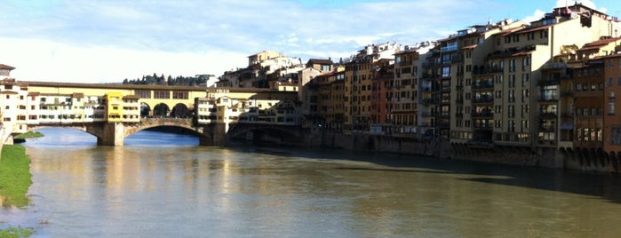 Ponte Vecchio is one of The Best Places On The World part 1..