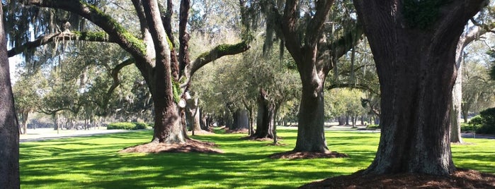 Avenue Of The Oaks is one of Someday... (The South).