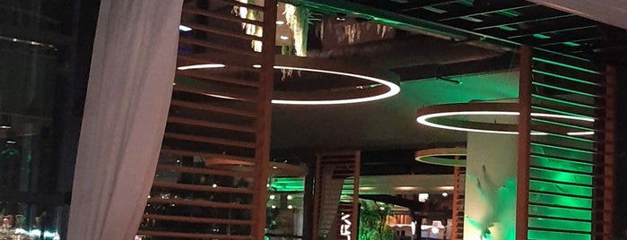 L’aura Kitchen&Bar is one of Posti che sono piaciuti a Serbay.