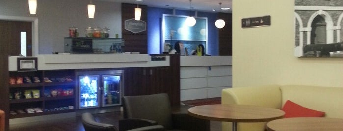 Hampton by Hilton Exeter Airport is one of Ginoさんのお気に入りスポット.