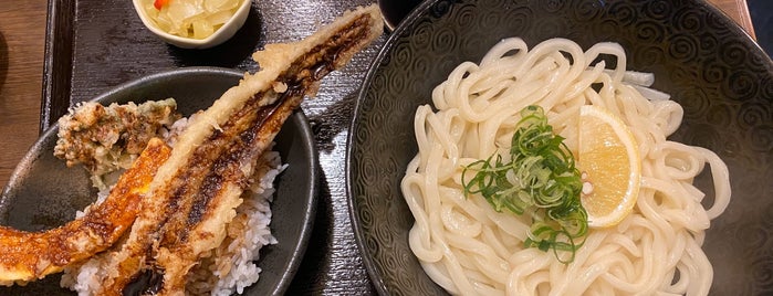 さぬきうどん 浅右衛門 is one of うどん・蕎麦屋/京都 - Udon and Soba Restaurant in Kyoto.