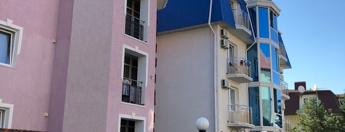 Отель "Ривьера" is one of избранное.
