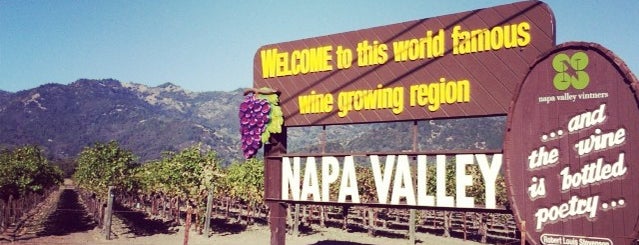 Napa Valley Sign is one of Lugares favoritos de Amby.