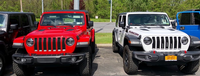 Ruge's Chrysler Dodge Jeep is one of Best Places to Buy A Car.