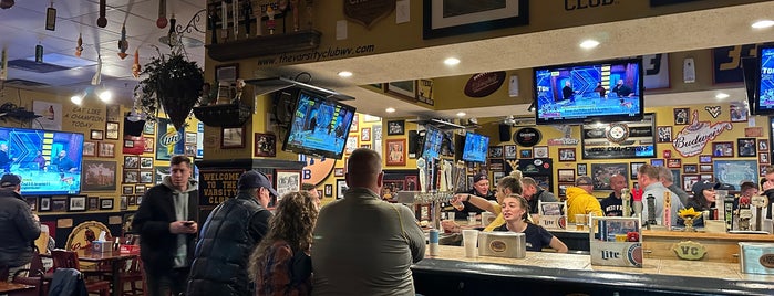 Varsity Club Sports Tavern is one of Best Non-High Street Bars.