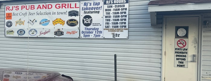 RJ's Pub & Grill is one of Guide to Philipsburg's best spots.