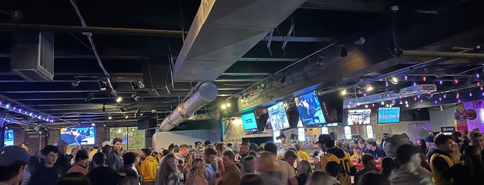 Fat Daddy's Bar and Grill is one of Barstool Best College Bars 2021.