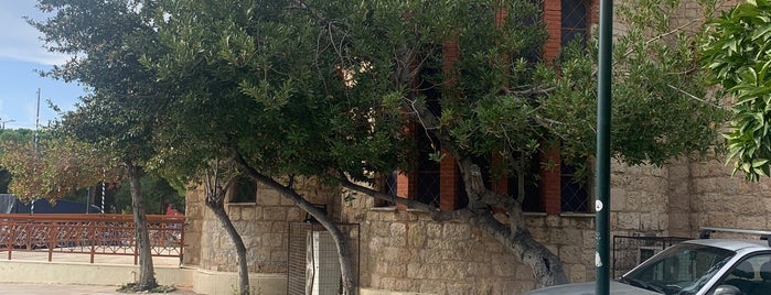 Πλατεία Εθνικής Αντίστασης is one of Favorite Outdoors & Recreation.