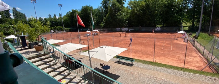 Restaurant du Tennis Club, Stade Lausanne is one of A visiter.