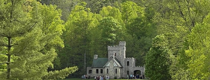 Squire's Castle is one of Paranormal Places.