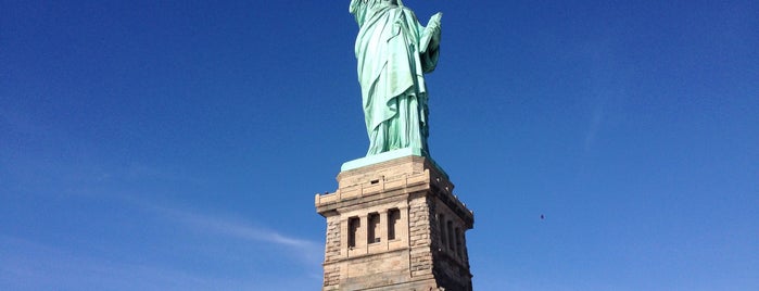 Estatua de la Libertad is one of NYC.