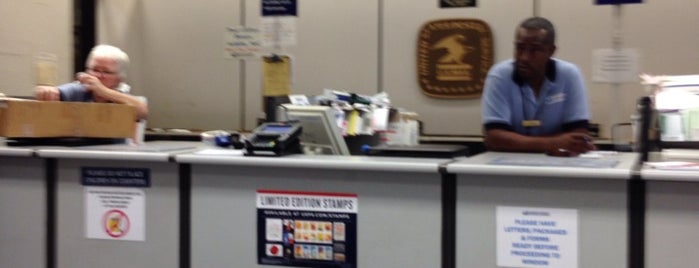 US Post Office is one of Orte, die Miriam gefallen.